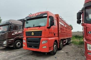 二手中国重汽 汕德卡SITRAK G7重卡 480马力 8X4 9.52米仓栅式载货车(手动挡)(国五) 前四后八 曼二手载货车 黄牌