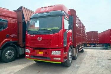 二手一汽解放 J6L中卡 2019款 280马力 6X2 7.7米仓栅式载货车(国五) 前四后四 锡柴二手载货车 黄牌