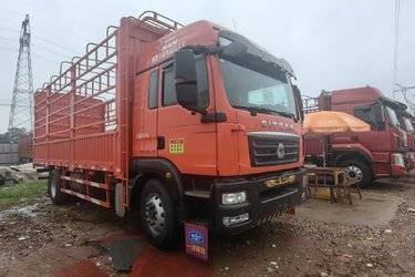 二手中国重汽 汕德卡SITRAK G5中卡 240马力 4X2 6.8米仓栅式载货车(国五) 单桥 曼二手载货车 黄牌图片