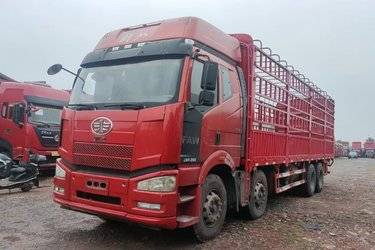 二手一汽解放 J6P重卡 350马力 8X4 9.5米仓栅式载货车(国五) 前四后八 锡柴二手载货车 黄牌