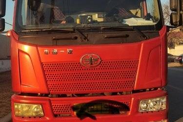 二手一汽解放 J6L中卡 160马力 7.7米厢式载货车(国五) 单桥 大柴二手载货车 黄牌
