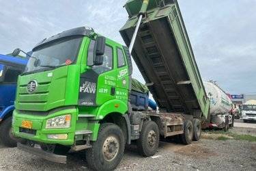 二手一汽解放 J6P重卡 390马力 8X4 6.8米自卸车(国五) 前四后八 锡柴二手自卸车 黄牌