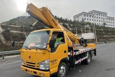 二手高空作业车 徐工机械 江铃汽车底盘 122 28 4X2