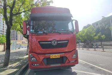二手东风商用车 新天龙KL重卡 465马力 6X4牵引车(2.87速比)(国五) 双驱 东风康明斯二手牵引车 黄牌图片