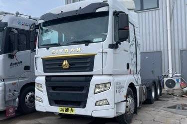 二手中国重汽 汕德卡SITRAK C7H重卡 540马力 6X4牵引车(国五) 双驱 曼二手牵引车 黄牌