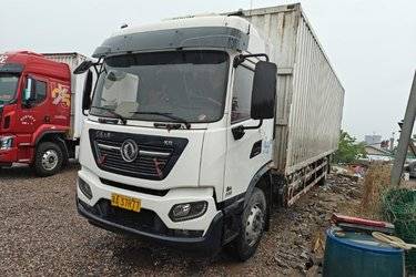 二手东风商用车 天锦KR 245马力 4X2 9.8米厢式载货车(国五) 单桥 东风康明斯二手载货车 黄牌图片
