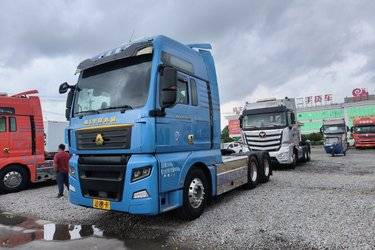 二手中国重汽 汕德卡SITRAK C7H重卡 570马力 6X4 牵引车(国六) 双驱 曼二手牵引车 黄牌图片