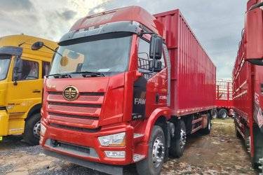 二手一汽解放 新J6P重卡 320马力 6X2 9.6米厢式载货车(国六) 前四后四 锡柴二手载货车 黄牌图片