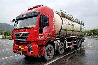 二手粉粒物料运输车 上汽红岩 杰狮图片