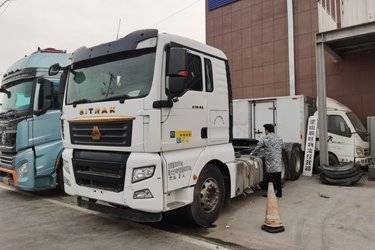 二手中国重汽 汕德卡SITRAK C7H重卡 540马力 6X6大件牵引车(平顶)(国五) 大件车 曼二手牵引车 黄牌图片