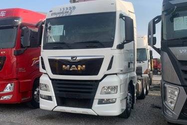 二手曼(MAN) TGX系列重卡 460马力 6X4牵引车(国五) 双驱 曼二手牵引车 黄牌图片