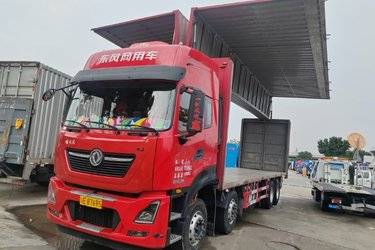 二手东风商用车 天龙KL 385马力 8X4 9.6米翼开启厢式载货车(国六) 前四后八 东风康明斯二手载货车 黄牌图片