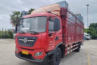 二手东风商用车 天锦KR 180马力 4X2 6.75米排半仓栅式载货车(国五) 单桥 东风股份二手载货车 黄牌图片