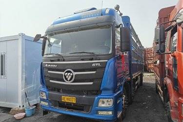 二手福田 欧曼GTL 6系重卡 360马力 8X2 9.6米仓栅式载货车(国五) 前四后六 福田康明斯二手载货车 黄牌图片