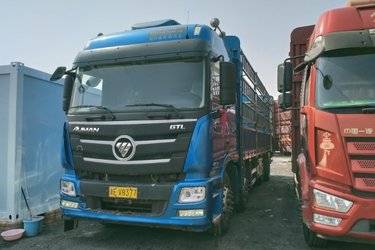 二手福田 欧曼GTL 6系重卡 360马力 8X2 9.6米仓栅式载货车(国五) 前四后六 康明斯二手载货车 黄牌图片
