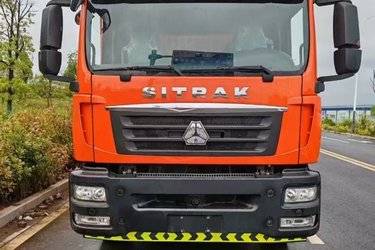 二手中国重汽 汕德卡SITRAK G5中卡 240马力 4X2 6.8米仓栅式载货车(国五) 单桥 曼二手载货车 黄牌图片