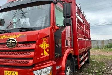 二手一汽解放 J6L 精英版 260马力 4X2 6.75米仓栅式载货车(435冲焊桥)(国六) 单桥 锡柴二手载货车 黄牌图片