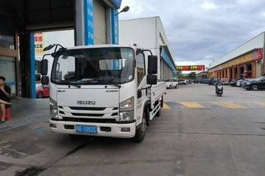 二手庆铃 五十铃KV100 132马力 4.205米单排栏板轻卡(气刹)(国六) 单桥 庆铃五十铃二手载货车 蓝牌图片