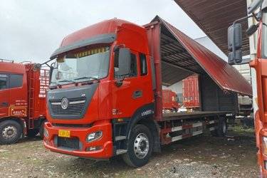 二手东风商用车 天锦KR PLUS 290马力 4X2 9.8米厢式载货车(国六) 单桥 康明斯二手载货车 黄牌