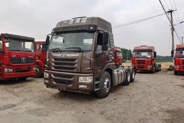 二手青岛解放 悍V重卡 400马力 6X4牵引车(国五) 双驱 潍柴二手牵引车 黄牌