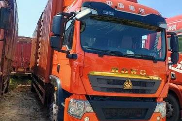 二手中国重汽 HOWO TX重卡 280马力 4X2 9.52米厢式载货车(国五) 单桥 曼二手载货车 黄牌图片