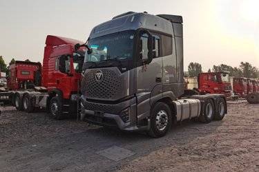 二手福田 欧曼银河 基本型 580马力 6X4 AMT自动挡牵引车(国六)(带缓速器)(国六) 双驱 福田康明斯二手牵引车 黄牌图片