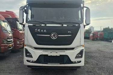 二手东风商用车 天龙KL 舒适版 300马力 6X2 9.6米厢式载货车(国六) 前四后四 东风康明斯二手载货车 黄牌图片
