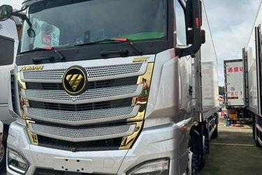 二手福田 欧曼EST 360马力 6X2 9.58米AMT自动档厢式载货车(国六) 前四后四 福田康明斯二手载货车 黄牌图片