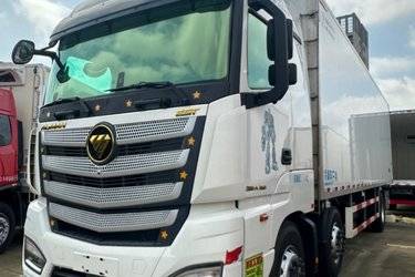二手福田 欧曼EST 360马力 6X2 8米AMT自动档厢式载货车(国六) 前四后四 福田康明斯二手载货车 黄牌图片