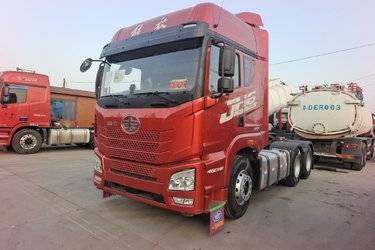 二手青岛解放 JH6重卡 460马力 6X4牵引车(国六) 双驱 锡柴二手牵引车 黄牌图片