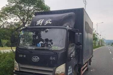 二手解放 虎VH 120马力 4.2米单排厢式轻卡底盘(国五) 单桥 大柴二手载货车图片
