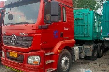 二手陕汽重卡 德龙新M3000 轻量化版 400马力 6X4牵引车(国五) 双驱 潍柴二手牵引车 黄牌
