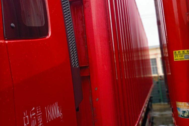 二手东风商用车 260马力 载货车
