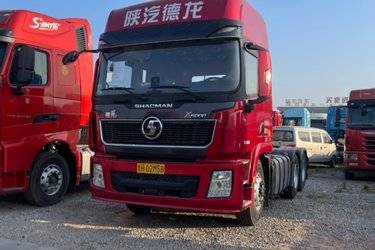 二手陕汽重卡 德龙X5000 经典版 530马力 6X4 AMT自动档牵引车(国六) 双驱 潍柴二手牵引车 黄牌图片