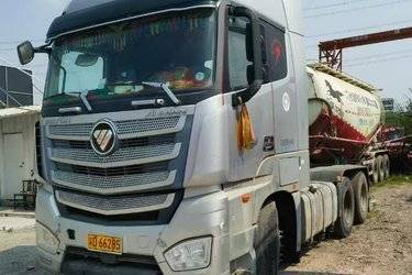 二手福田 欧曼EST 6系重卡 510马力 6X4牵引车(ZF16挡)(国五) 双驱 康明斯二手牵引车 黄牌图片