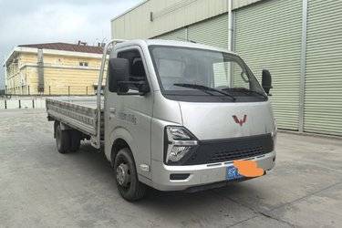二手五菱 龙卡 基本型 2.0L 136马力 汽油 3.8米单排栏板微卡(国六) 单桥 蓝齐柳机二手载货车 蓝牌图片