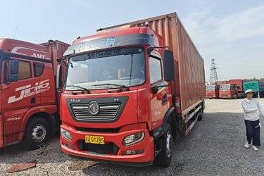 二手东风商用车 天锦KR 245马力 4X2 9.8米厢式载货车(高顶)(国五) 单桥 东风康明斯二手载货车 黄牌图片