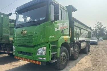 二手青岛解放 JH6重卡 430马力 8X4 6.5米自卸车(国五) 前四后八 潍柴二手自卸车 黄牌图片
