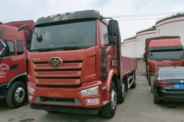 二手一汽解放 J6L中卡 精英版 260马力 6X2 7.7米栏板载货车(国六)(平顶)(国六) 前四后四 锡柴二手载货车 黄牌图片