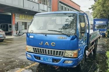二手江淮 骏铃E5 95马力 4.18单排栏板轻卡(国四) 单桥 庆铃五十铃二手载货车 蓝牌图片