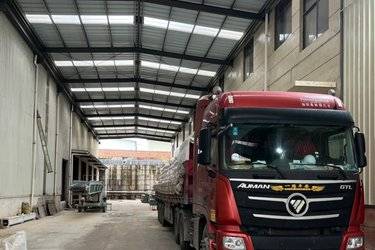 二手福田 欧曼GTL 9系重卡 超能版 460马力 6X4牵引车(国五) 双驱 福田康明斯二手牵引车 黄牌图片