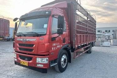 二手青岛解放 龙V重卡 220马力 6X2 9.6米仓栅式载货车(国五) 前四后四 大柴二手载货车 黄牌图片