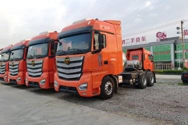 二手福田 欧曼EST 北方版 530马力 6X4 LNG自动挡牵引车(国六)(有缓速器)(国六) 双驱 福田康明斯二手牵引车 黄牌图片