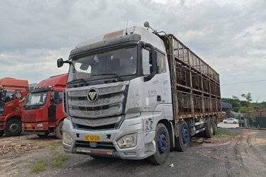 二手福田 欧曼EST 6系重卡 400马力 8X4 9.45米畜禽载货车(国五) 前四后八 福田康明斯二手载货车 黄牌图片