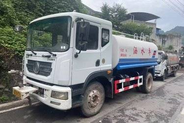 洒水车/喷洒车 东风多利卡 多利卡D9