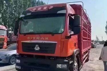 二手中国重汽 汕德卡SITRAK G5中卡 240马力 4X2 6.8米仓栅式载货车(国五) 单桥 曼二手载货车 黄牌图片