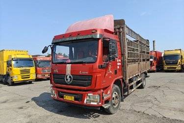 二手陕汽重卡 德龙L3000 185马力 4X2 6.75米仓栅式载货车(国五) 单桥 玉柴二手载货车 黄牌图片