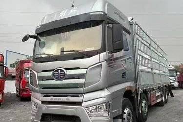 二手一汽解放 J7重卡 经典版 460马力 8X4 9.4米仓栅式载货车(国六) 前四后八 锡柴二手载货车 黄牌图片