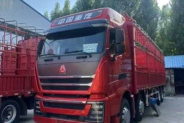 二手中国重汽 HOWO TH7重卡 480马力 8X4 9.5米仓栅式载货车(国六) 前四后八 曼二手载货车 黄牌图片