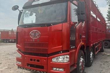 二手一汽解放 J6L中卡 2020款 质惠版 南方款 280马力 6X2 9.7米仓栅式载货车(国五) 前四后四 一汽解放二手载货车 黄牌图片
